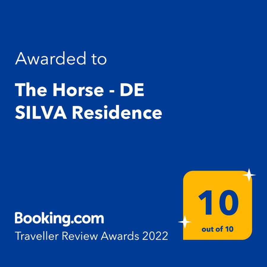 The Horse - De Silva Residence Мамая Екстериор снимка
